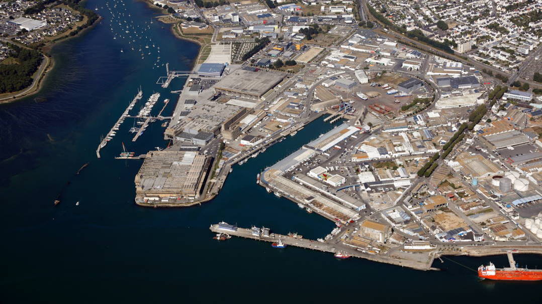 Vue aérienne Port de pêche de Lorient Keroman