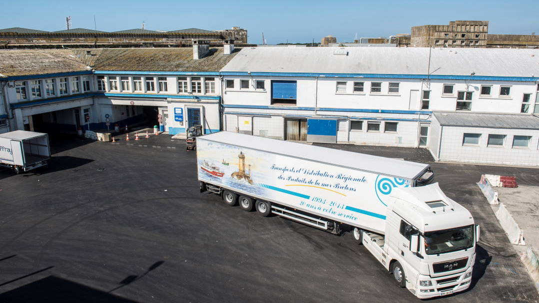Camion livraison Lorient Keroman